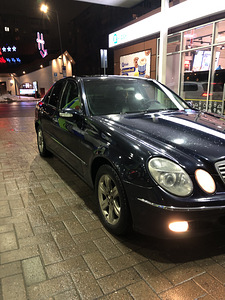 Mercedes-Benz E 320 CDI (10 foto / 10)