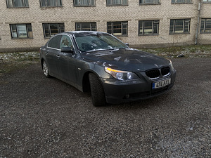 BMW e60 2.2i МКПП (2 фото из 9)