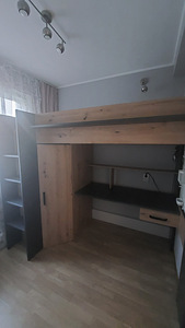 Narivoodi koos laua ja kapiga (1 foto / 7)