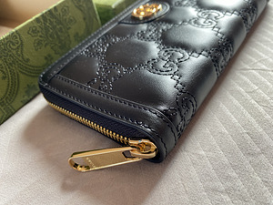 Оригинальный кожаный кошелек с длинной молнией Gucci (3 фото из 5)