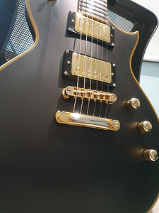 Kasutatud ESP LTD EC-1000VB/Duncan elektrikitarr (5 foto / 10)