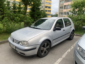 Volkswagen Golf 4 (4 фото из 6)