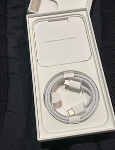 iPhone 15 plus 256 ГБ (2 фото из 3)