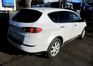 Subaru Tribeca (4 фото из 6)