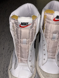 Nike Shoes (3 foto / 10)