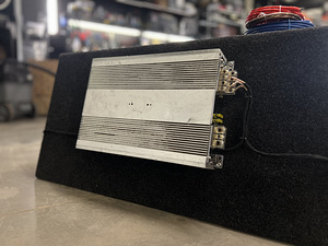 Arizona Eagle 800w subwoofer + SPL Dynamics võim + kaablid (2 foto / 3)