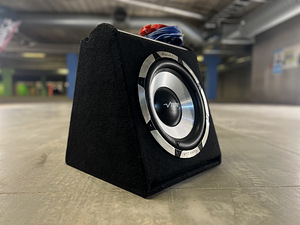 Vibe 900w aktiivsubwoofer + kaablikomplekt (1 foto / 2)