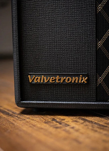 Kitarri võimendi / Комбик VOX Valvetronix (5 foto / 8)