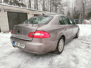 Škoda superb (4 foto / 15)