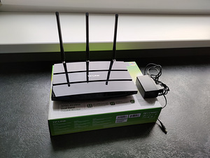 TP-LINK N750 ; TL-WDR4300 (2 foto / 4)