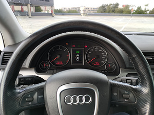 Audi A4 3.0 TDI 150Kw Manual Quattro (8 foto / 13)