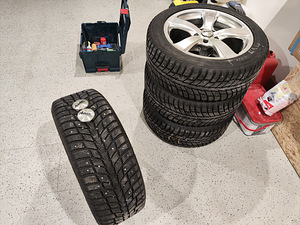 BMW Veljad. 235/50 R18; 5x120 ; ET36 ; DIA73.8 (1 foto / 8)