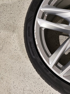 Audi originaalveljed 8Jx18 5/112 ET40 D66.6 (3701 RONAL) (8 foto / 10)