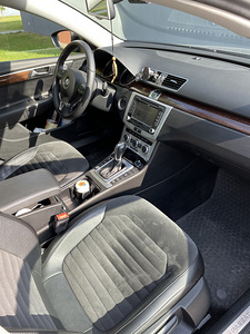 Volkswagen Passat (4 foto / 7)