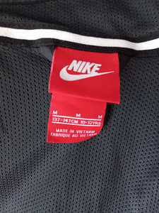 Ветровка Nike р.137-147 (7 foto / 7)