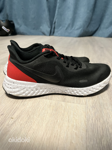 Кроссовки Nike 42 размер (фото #3)