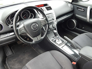 Mazda 6 2.0 108kW (7 foto / 9)