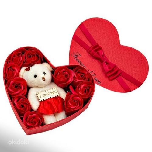 Подарочная коробка "Навсегда с тобой!" с мыльными розами и медведем (фото #2)