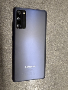 Samsung S20FE 5G (1 foto / 9)