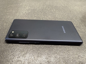 Samsung S20FE 5G (2 foto / 9)