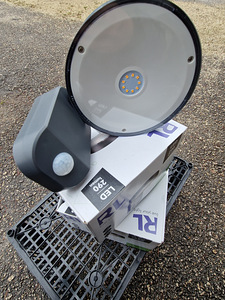 Solar LED lamp RL outdoor + sensor (3 foto / 3)