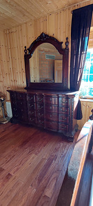 Комод с зеркалом (2 фото из 9)
