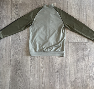 Adidas pusa (3 foto / 3)