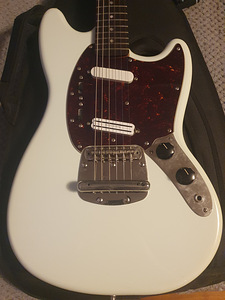 Squier Classic Vibe 60s Mustang Sonic Blue (2 foto / 7)