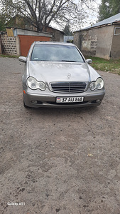 Mercedes benz w 203 4 matic (2 լուսանկար / 8)