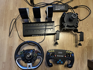 Fanatec Gran Turismo DD (1 foto / 2)
