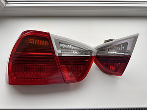 Задние фонари BMW E90 (1 фото из 3)