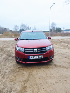 Продам Dacia Sandero 2014 (2 фото из 10)