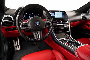 2022 BMW M8 COMPETITION COUPE (3 фото из 4)