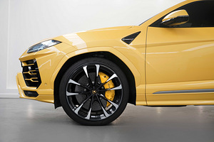 2022 LAMBORGHINI URUS (2 լուսանկար / 4)