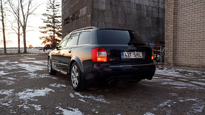Audi S4 B6 4.2l V8 manuaal quattro (8 foto / 10)