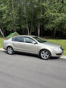 VOLKSWAGEN PASSAT 2007 1.9TDI (1 foto / 14)