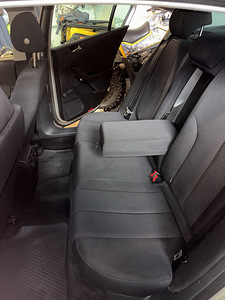 VOLKSWAGEN PASSAT 2007 1.9TDI (6 foto / 14)