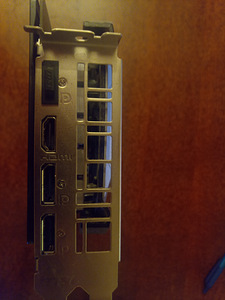 Gtx 1660 (2 foto / 4)