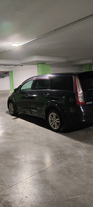 Mitsubishi Grandis (7 фото из 15)