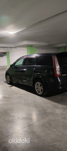 Mitsubishi Grandis (7 из 15)