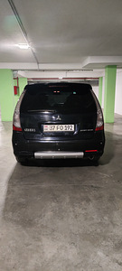 Mitsubishi Grandis (8 фото из 15)