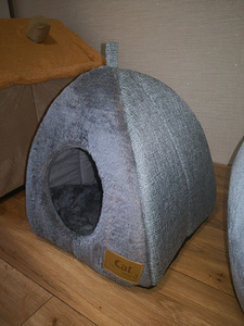 Домик для кошки (2 фото из 3)