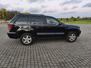 Jeep Grand Cherokee CRD 3.0 160KW (2 foto / 13)