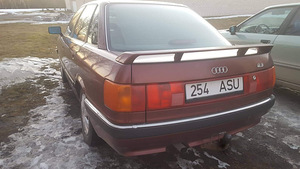 Müüa harudaseks jäänud Audi 90 (2 foto / 3)