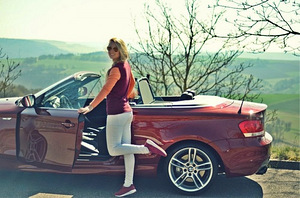 BMW Кабриолет кабриолет E88 E93 аренда и передача autorent (4 фото из 7)