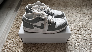 Jordan (3 фото из 4)