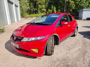 Honda civic (4 фото из 5)