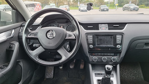 SKODA Octavia 2014 1.4TSI 103 KW Elegance Plus (9 foto / 9)