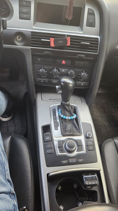 Audi a6 2.4 2007 (2 foto / 12)