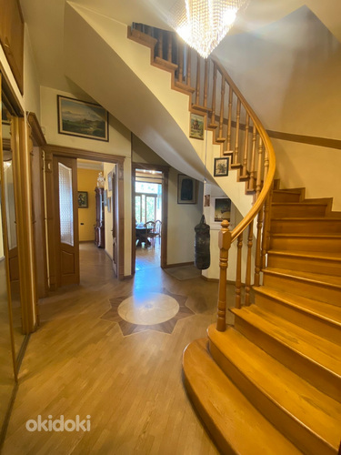 Пятикомнатная квартира